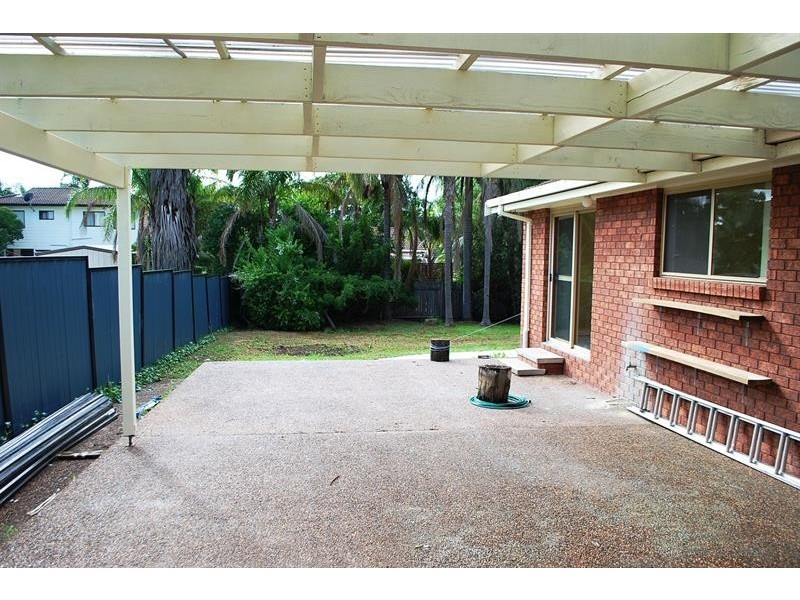 19 Georgina Ave, Gorokan NSW 2263