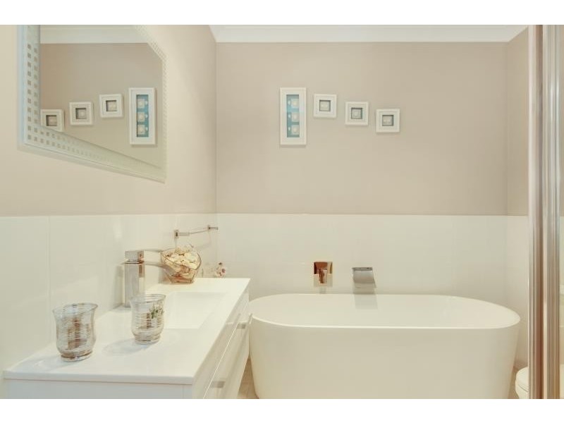 Berkeley Vale NSW 2261