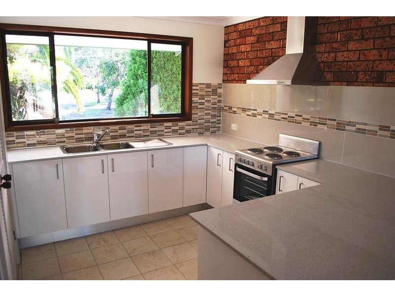 7 Panorama Ave, Charmhaven NSW 2263