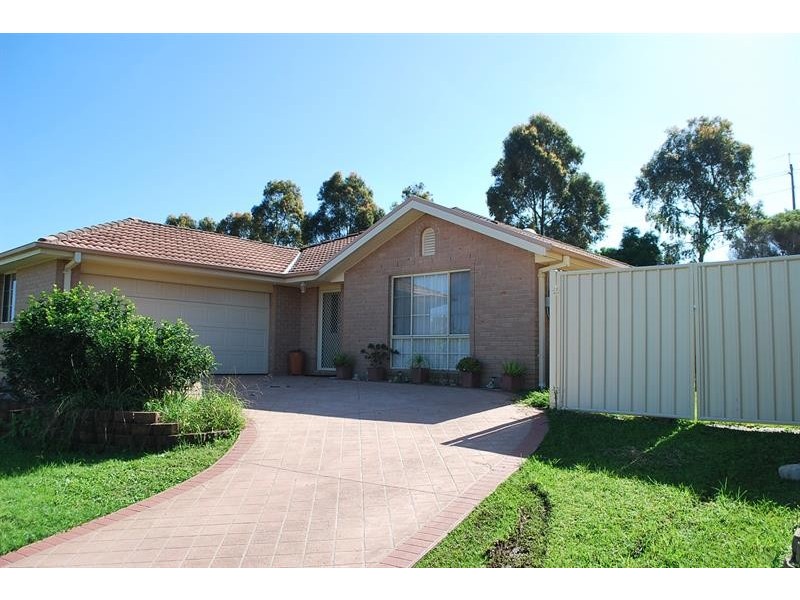 10 Greybox Cl, Hamlyn Terrace NSW 2259
