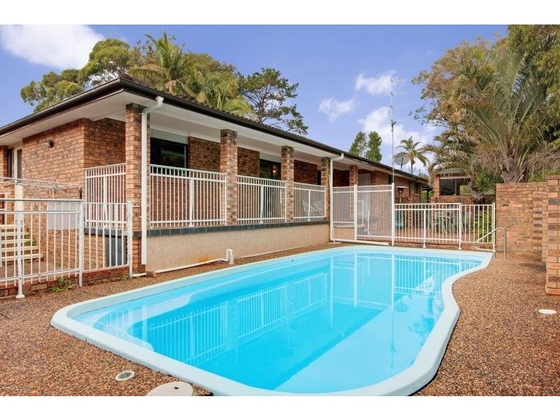 3 Geraldton Cl, Norah Head NSW 2263
