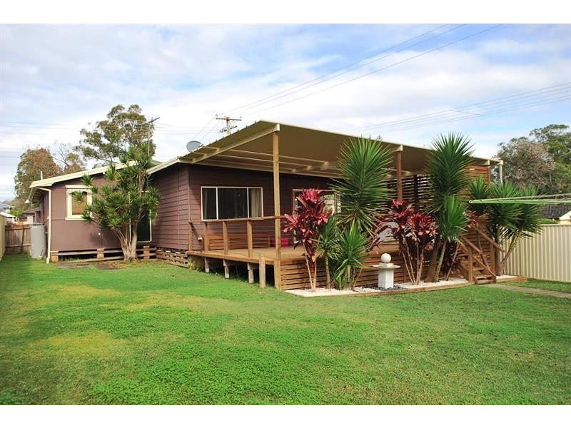 39 Ourringo Ave, Lake Haven NSW 2263
