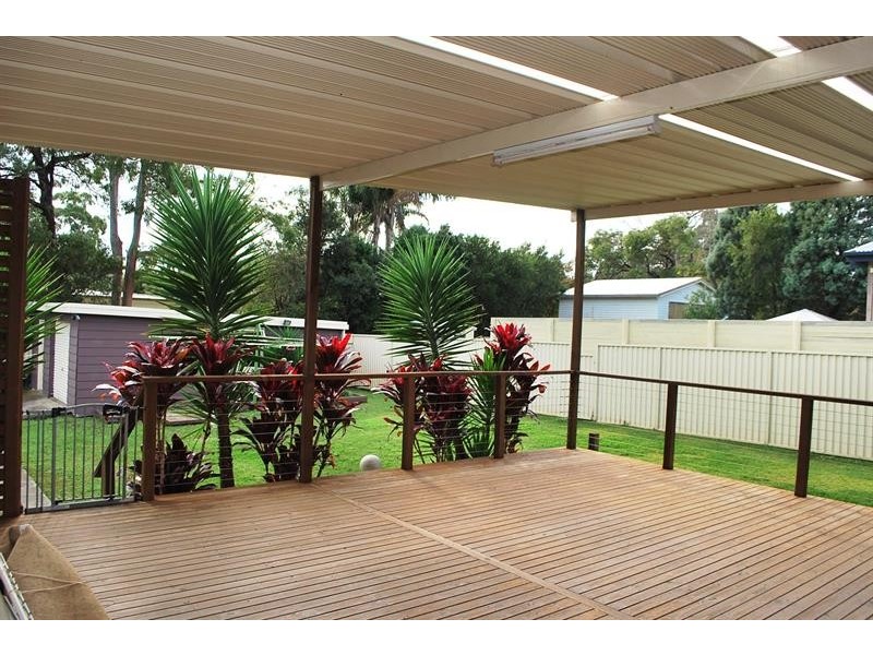 39 Ourringo Ave, Lake Haven NSW 2263
