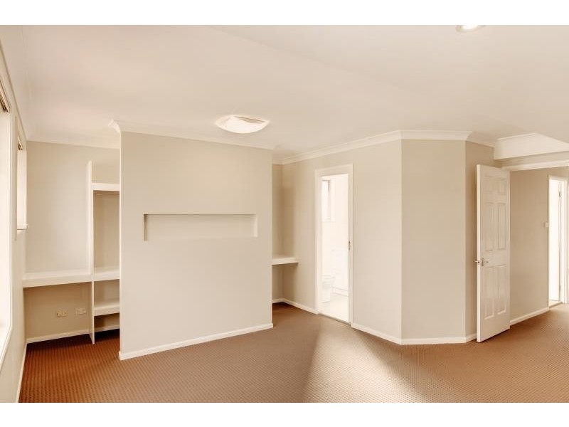 79 St Lawrence Ave, Blue Haven NSW 2262