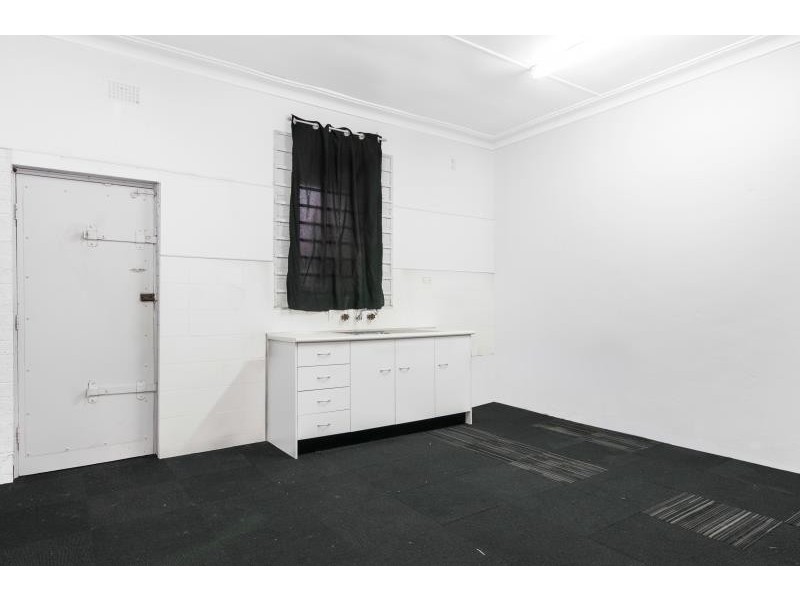 169 Main Rd, Toukley NSW 2263