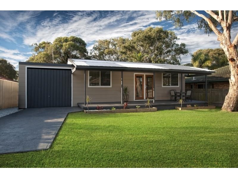 1 Kalulah Ave, Gorokan NSW 2263