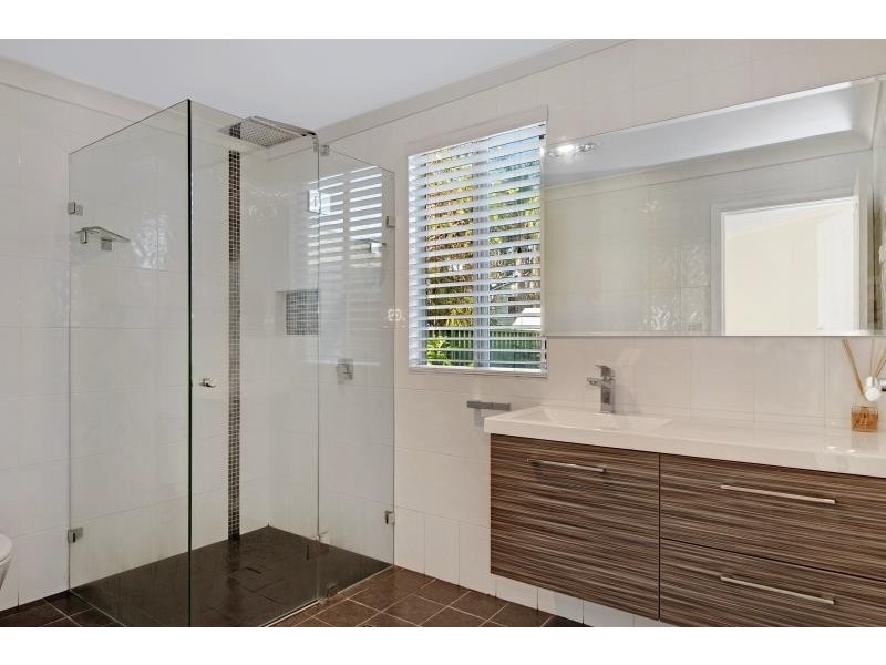 1 Kalulah Ave, Gorokan NSW 2263