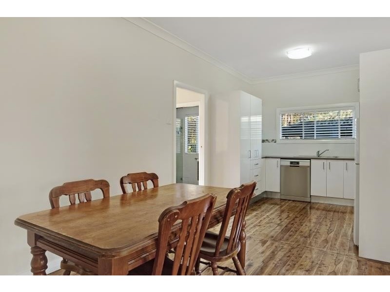1 Kalulah Ave, Gorokan NSW 2263