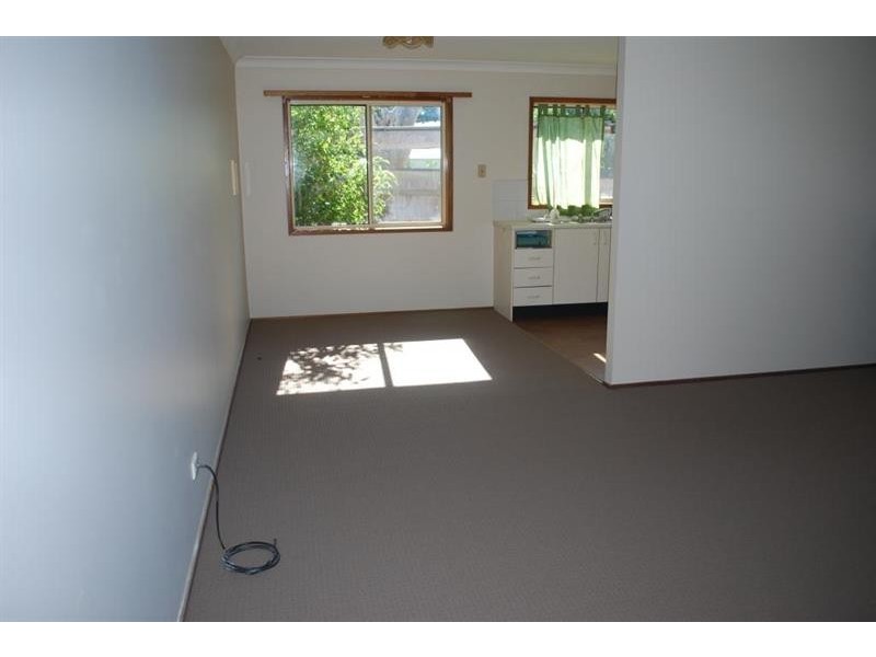 30b Alice Pde, Toukley NSW 2263