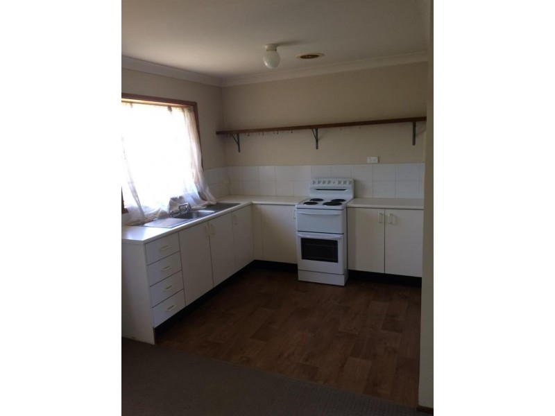 30b Alice Pde, Toukley NSW 2263