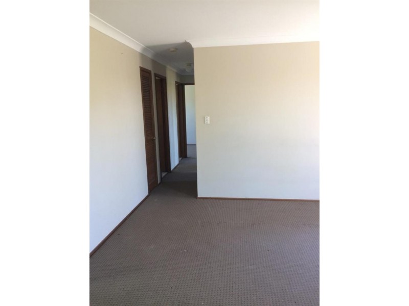 30b Alice Pde, Toukley NSW 2263