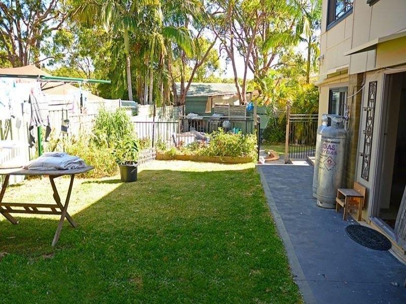 16 Parraweena Rd, Gwandalan NSW 2259