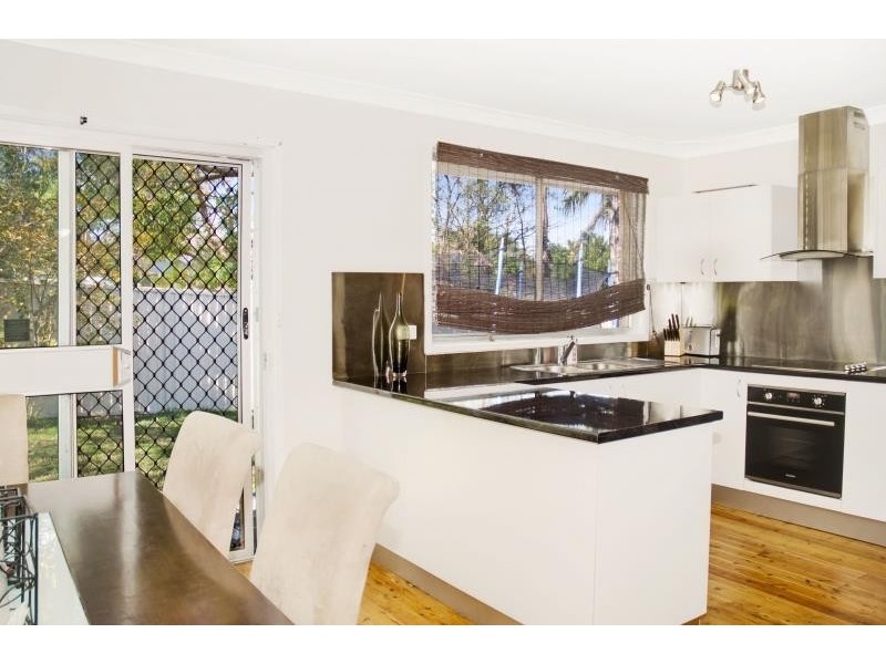 5 Kathryn Cl, Kanwal NSW 2259