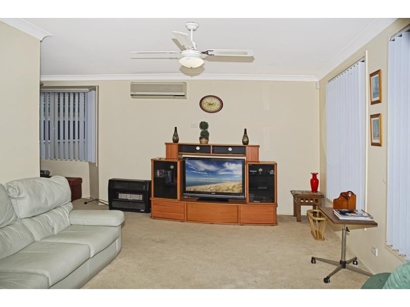 8 Bruce Rd, Buff Point NSW 2262