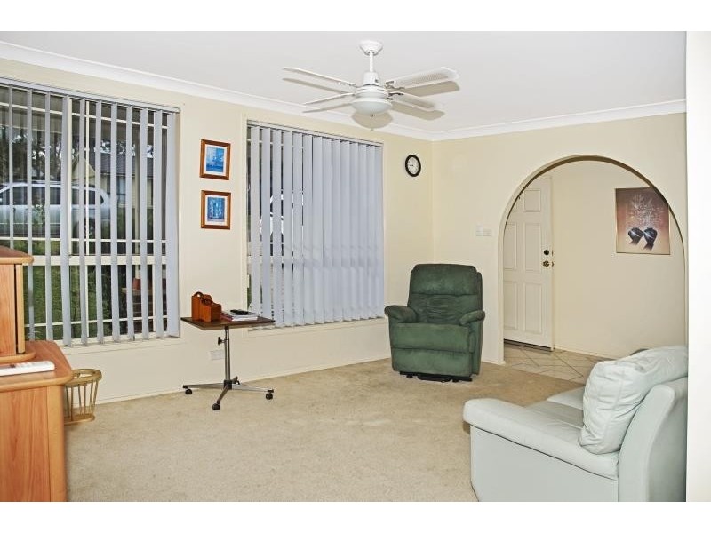 8 Bruce Rd, Buff Point NSW 2262