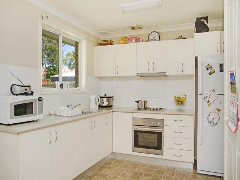 6 Conden Pl, Canton Beach NSW 2263
