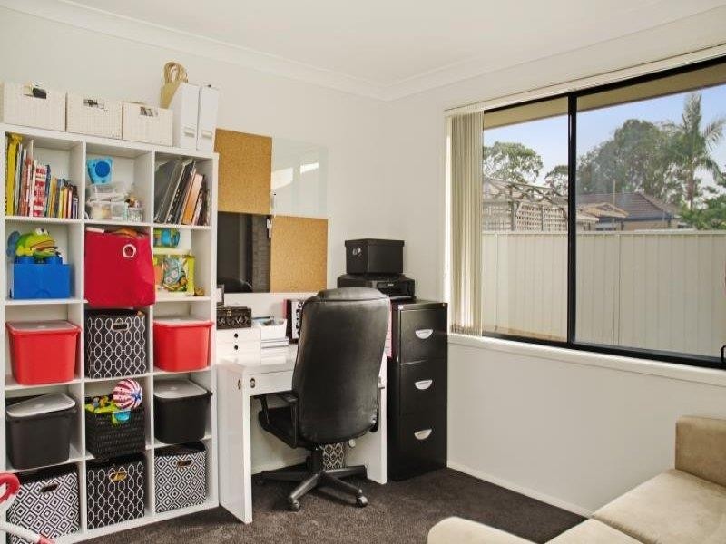 33 Marsden Cl, Blue Haven NSW 2262