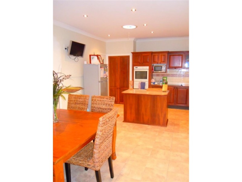 42 Guardian Rd, Watanobbi NSW 2259