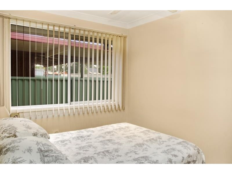 17 Arlington St, Gorokan NSW 2263
