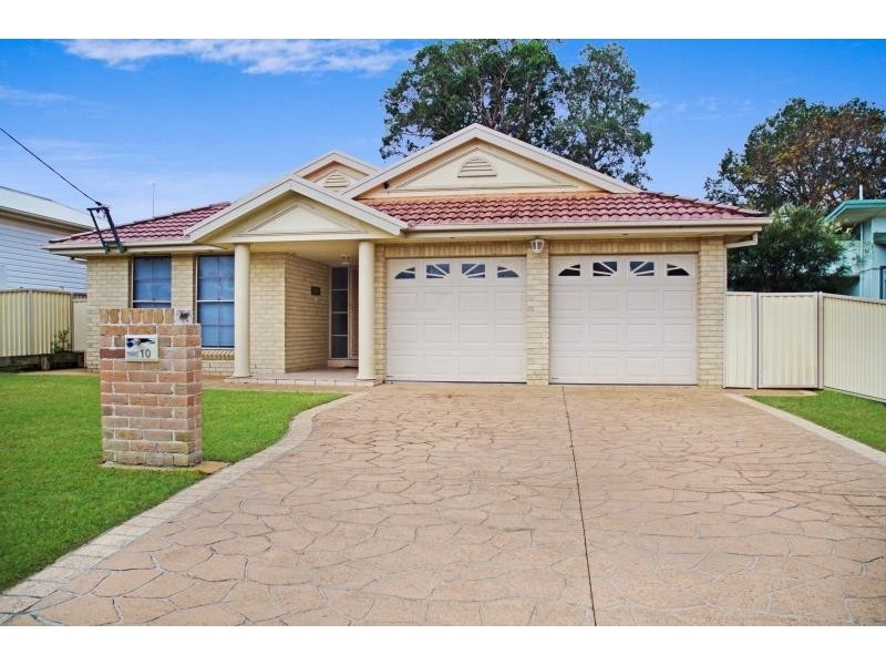 10 Glenlake Ave, Toukley NSW 2263