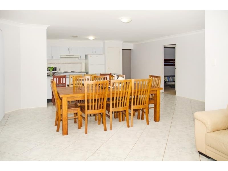 10 Glenlake Ave, Toukley NSW 2263