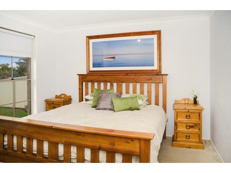 10 Glenlake Ave, Toukley NSW 2263