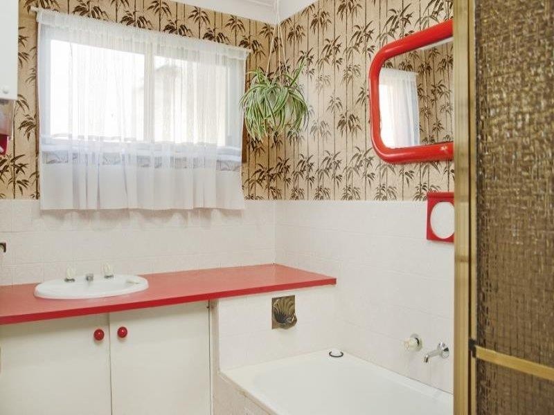 18 Ocean View Road, Gorokan NSW 2263