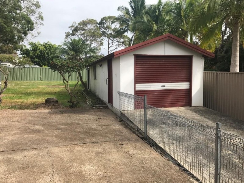 18 Ocean View Road, Gorokan NSW 2263