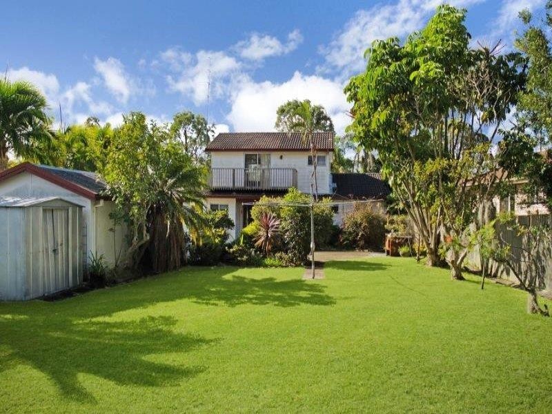 18 Ocean View Road, Gorokan NSW 2263