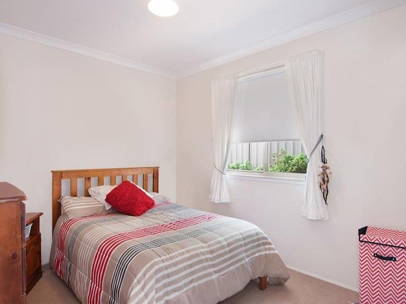 44 Dundonald Rd, Hamlyn Terrace NSW 2259
