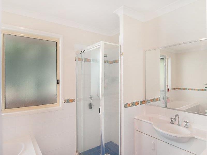 44 Dundonald Rd, Hamlyn Terrace NSW 2259