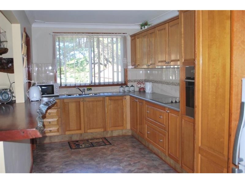 40 Mary  St, Gorokan NSW 2263