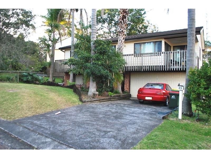 35 Durham Rd, Gorokan NSW 2263