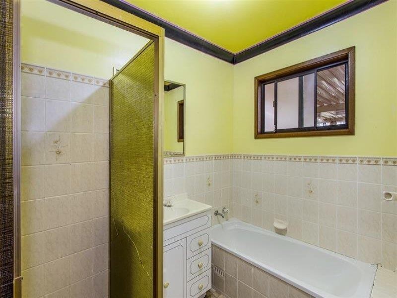 11 Myrna Rd, Wyongah NSW 2259