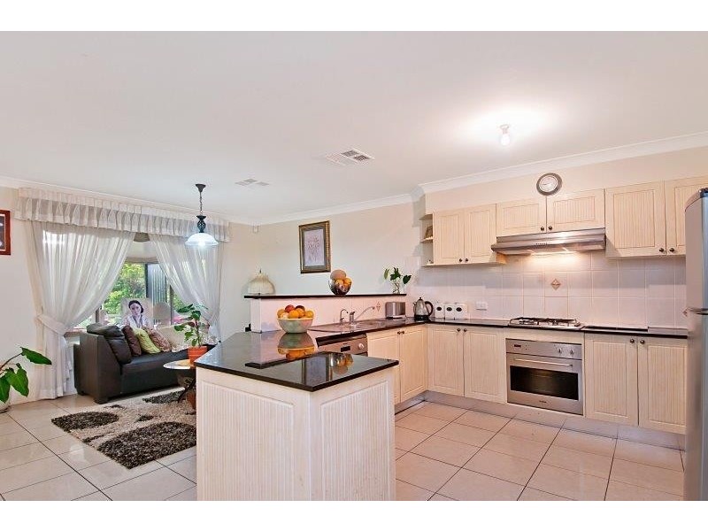 2 Dundonald Rd, Hamlyn Terrace NSW 2259