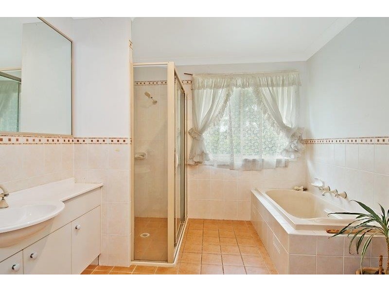 2 Dundonald Rd, Hamlyn Terrace NSW 2259