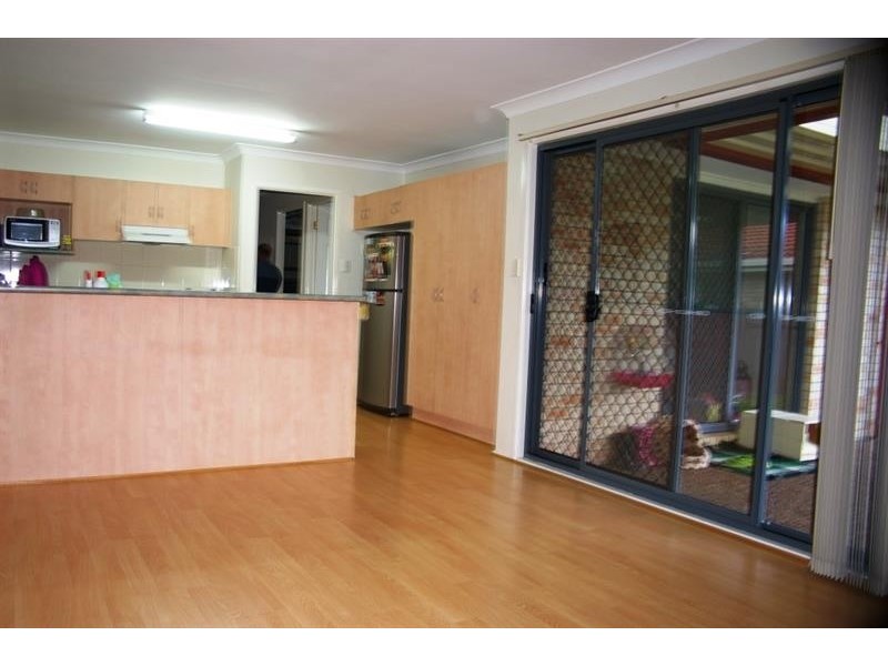 8 Honey Gum Way, Mardi NSW 2259