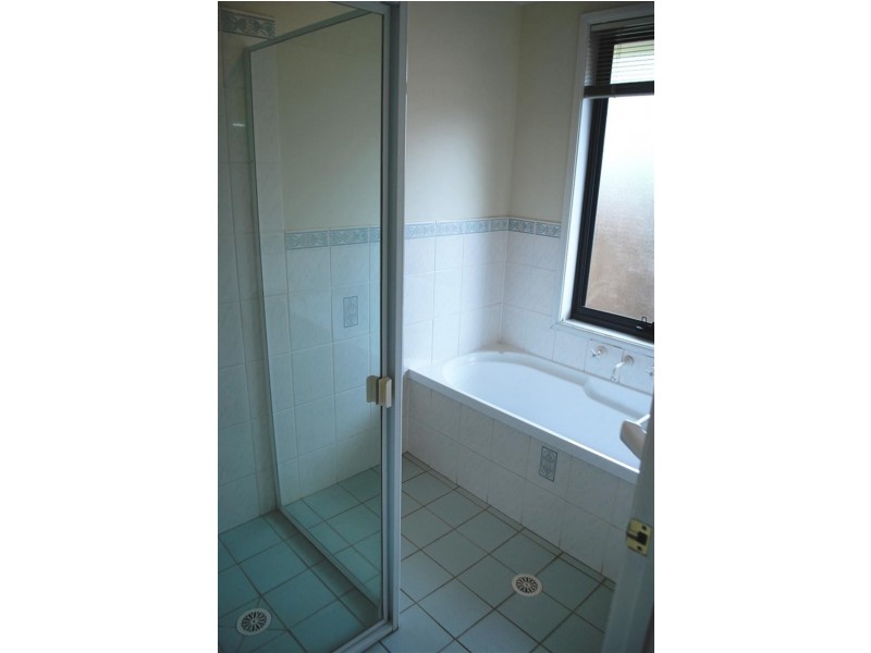 8 Honey Gum Way, Mardi NSW 2259