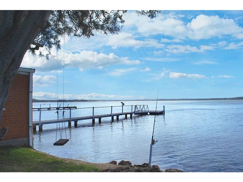 130 Main Road, Toukley NSW 2263
