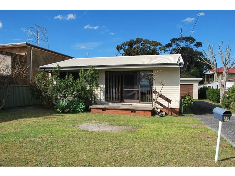 22 Beach Pde, Canton Beach NSW 2263