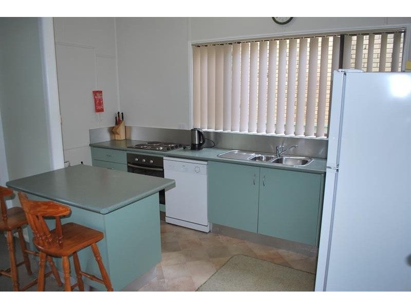 22 Beach Pde, Canton Beach NSW 2263