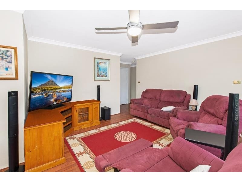 15 Myall Cl, Blue Haven NSW 2262