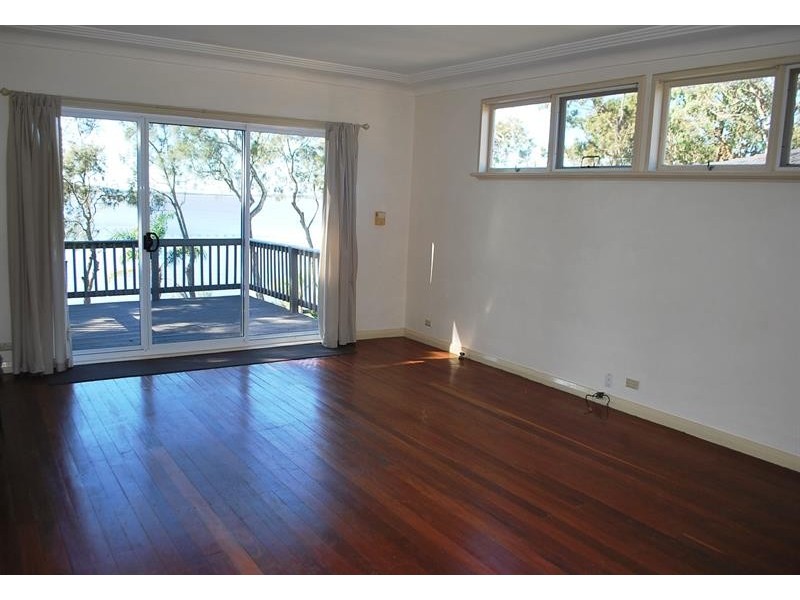 89 Malvina Parade, Gorokan NSW 2263