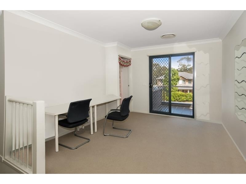 8 Sun Dew Cl, Warnervale NSW 2259