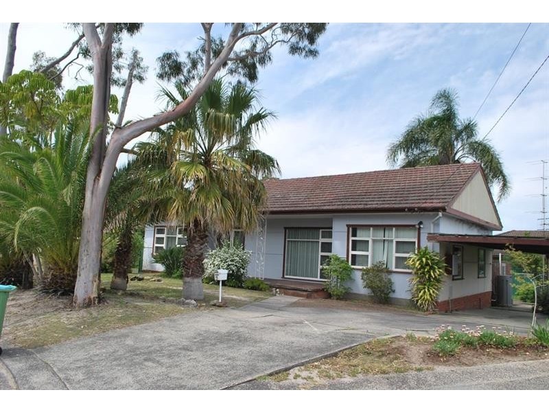 11 Kantara Rd, Canton Beach NSW 2263