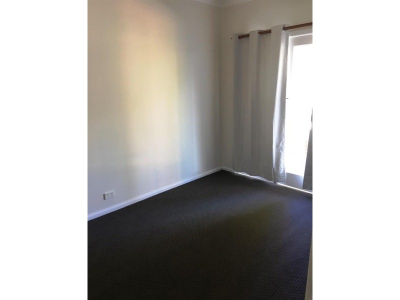 11 Kantara Rd, Canton Beach NSW 2263