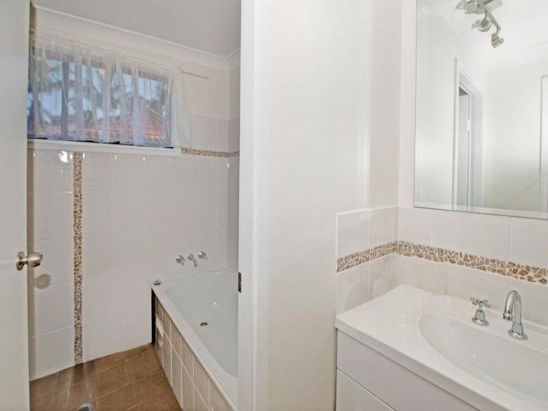 77 Taronga Avenue, San Remo NSW 2262