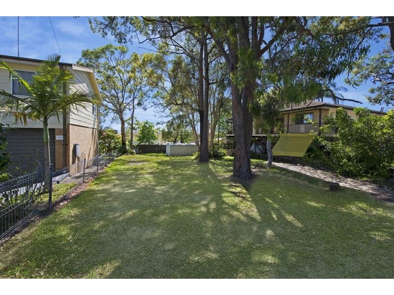 Summerland Point NSW 2259