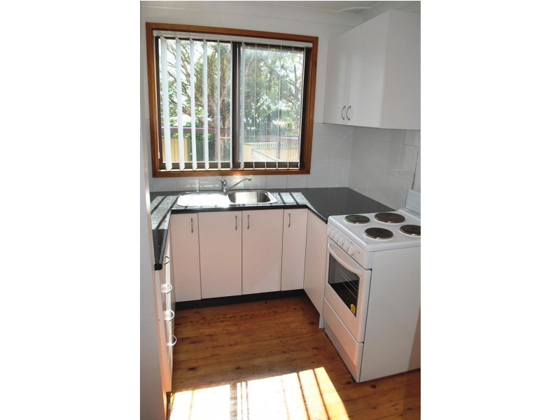 4/80 Dalnott Rd, Gorokan NSW 2263