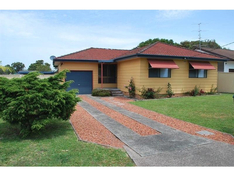 48 Spring Valley Ave, Gorokan NSW 2263